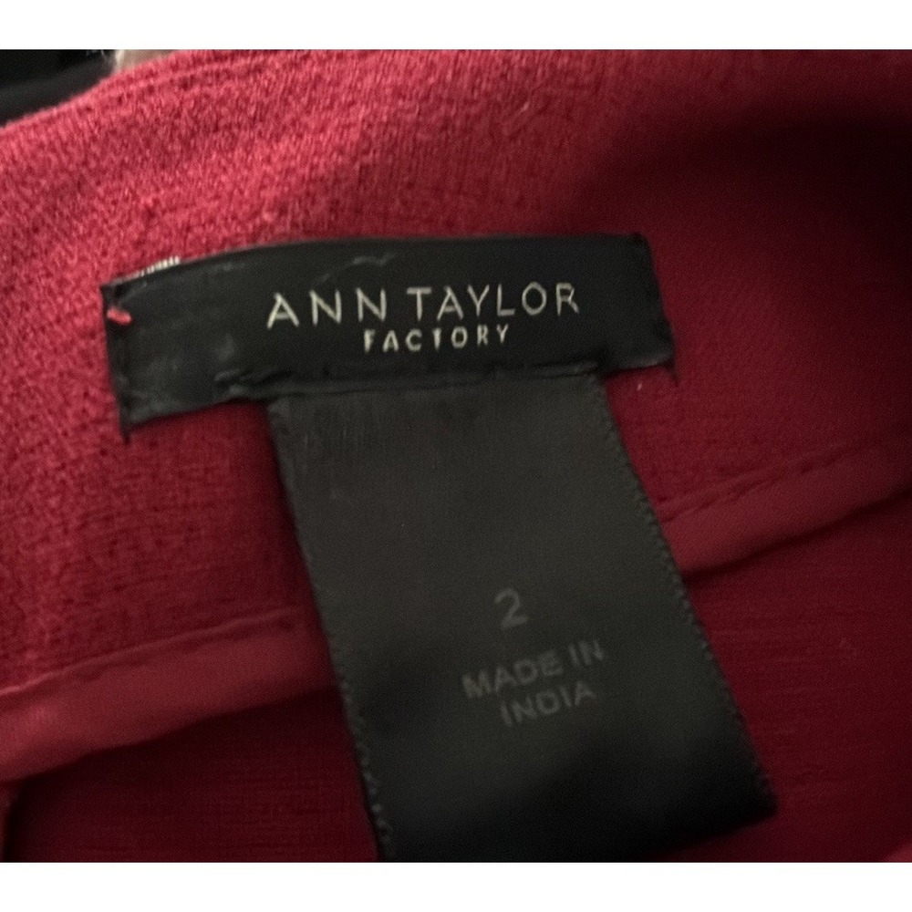 Ann Taylor Size 2 Red Dress With Bell Sleeves 16 X 33 - Picture 5 of 6